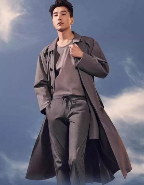  赵又廷品牌代言人！精选BOSS男士时尚服饰 4折起特卖！