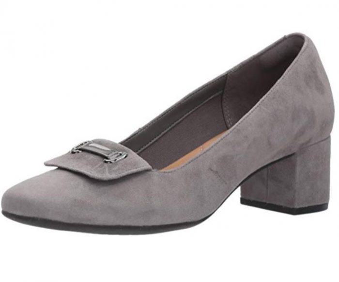  Clarks Tealia 女士浅口鞋 35.84加元（6.5码），原价 104.49加元，包邮