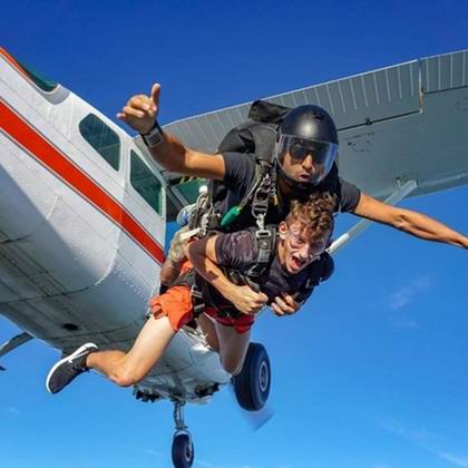  时髦好玩又刺激！Skydive Ontario 高空跳伞仅需225加元！