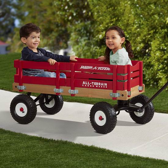  白菜价！历史新低！Radio Flyer All-Terrain 经典红色大号 全地形四轮儿童拖车2.2折 71.3加元包邮！