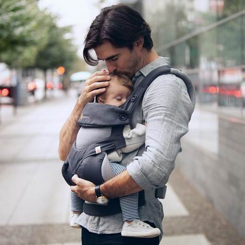  精选 Lillebaby、Ergobaby、Moby Wrap等婴儿品牌背带 8折 23.36加元起优惠！