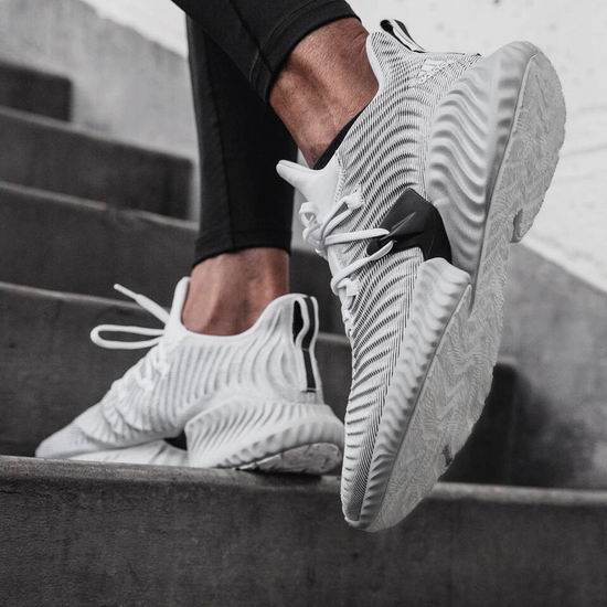  白菜价！adidas Alphabounce Instinct Clima 成人儿童时尚运动鞋2.1折 28.05加元起包邮！多色可选！