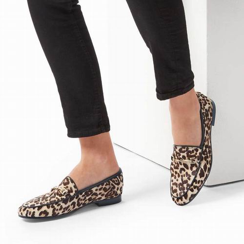  Sam Edelman Loriane女士乐福鞋 47.41加元（8.5码），原价 122加元，包邮