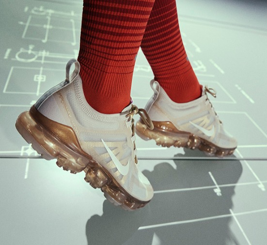  精选 Puma、Skechers、Nike等品牌运动鞋 3折 9加元+额外7.5折！入Nike Logo/Air Max 97运动鞋！