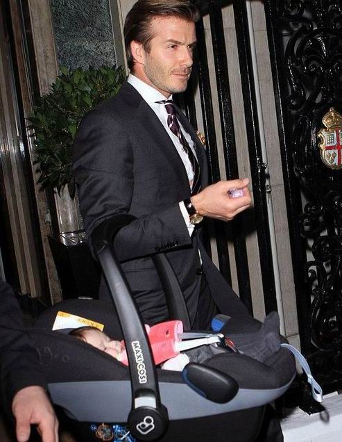  儿童汽车安全座椅权威品牌！Maxi Cosi 轻型婴儿提篮、汽车安全椅、推车 8折起