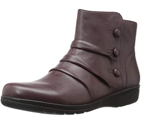  Clarks Cheyn女士踝靴 29.83加元起（5-5.5码），原价 114.99加元