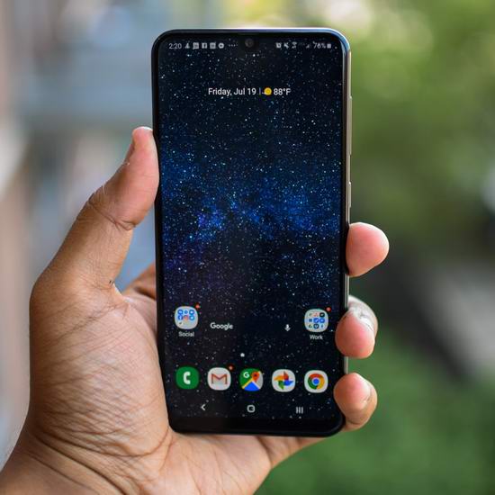  黑五好价！历史新低！Samsung 三星 Galaxy A20/A50 6.4英寸解锁版智能手机 239.99-319.99加元包邮！2色可选！比三星官网、BestBuy黑五便宜80加元！