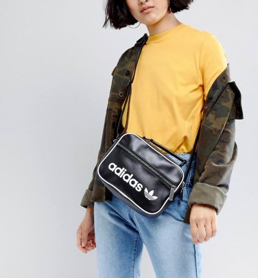  adidas 阿迪达斯 Vintage Airliner 斜挎包 36加元，原价 60加元，包邮