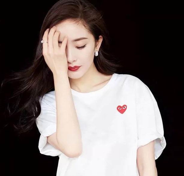  Comme des Garçons Play 爱心T恤、毛衣、开衫 5折起+额外8折！爱心T恤 124加元