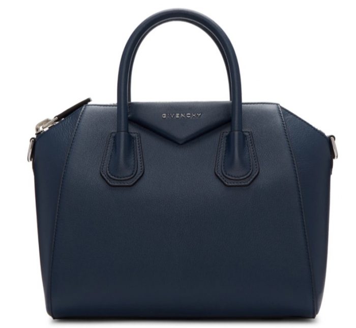  Givenchy  Antigona 山羊皮手提包 6.1折 1845加元，原价 3025加元，包邮