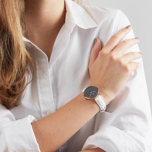  历史最低价！Daniel Wellington 经典女士腕表 98.54加元，原价 205加元，包邮