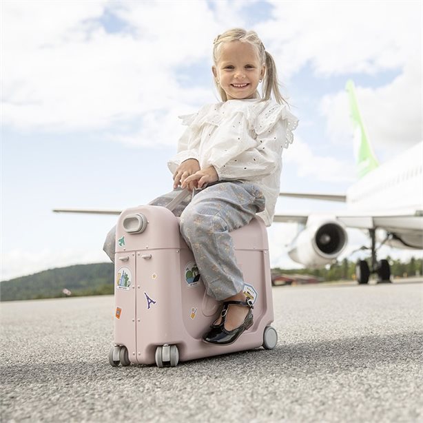  出行必备，升舱神器！Stokke JetKids 高颜值儿童骑行箱/旅行床 7.5折 194.96加元，2色可选！