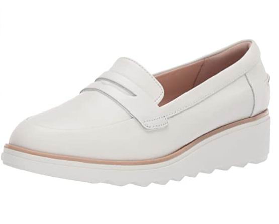  Clarks Sharon女士乐福鞋 42.44加元（9码），原价 115加元