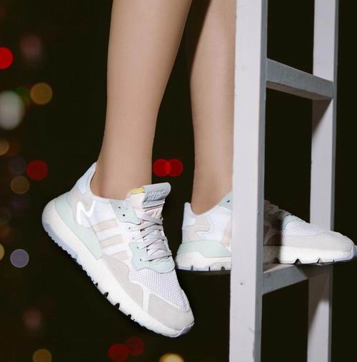  Adidas 阿迪达斯 NITE JOGGER经典反光鞋 4.5折起+额外8折，折后低至 56加元