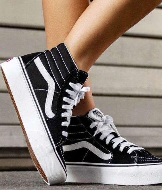  Vans 折扣区板鞋5折+额外9折，新款第2双5折（相当于7.5折）