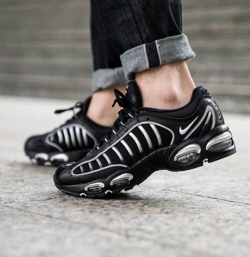 Nike折扣区儿童运动服、运动鞋 5.8折 24.99加元起特卖！封面款95.99加元
