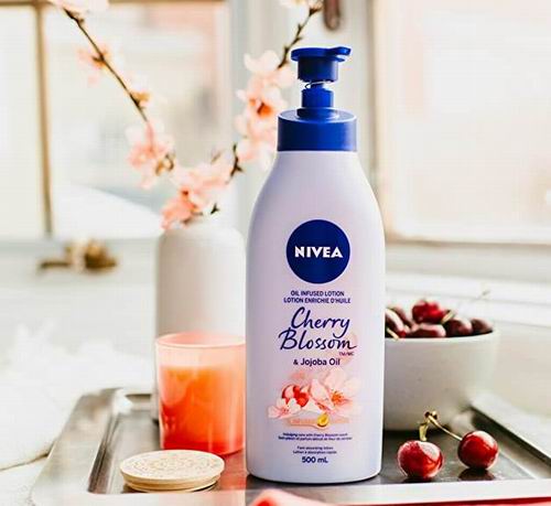  NIVEA 24小时深层滋润保湿身体乳 500毫升 6.64加元（多款可选），原价 8.97加元