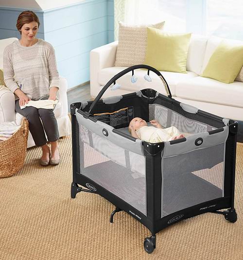  Graco Pack 'N Play On婴儿游戏床 7.6折 129.97加元，原价 169.99加元，包邮