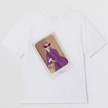 新款加入！Burberry 巴宝莉 年度大促！精选风衣、羽绒服、围巾、美包等5折起！T恤 230加元、格子衬衣270加元