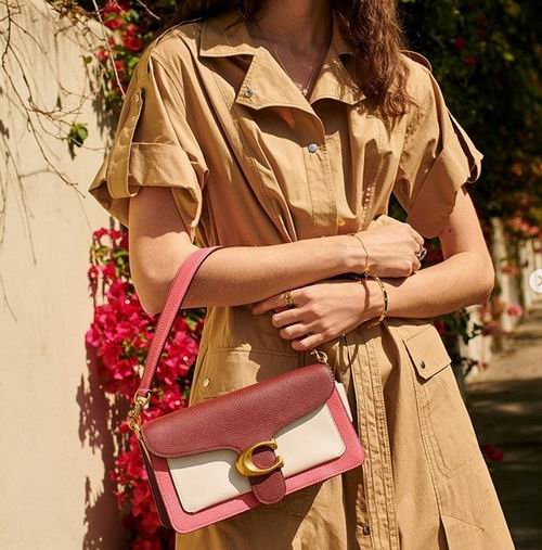  手慢无！Coach Tabby Shoulder Bag 26 拼色腋下包 297加元，原价 495加元，包邮