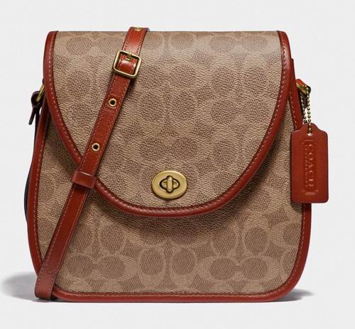  手慢无！Coach 复古转锁老花斜挎包 247.5加元，原价 495加元，包邮