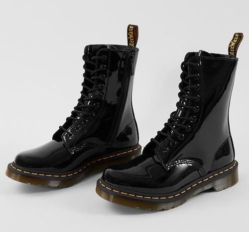  Dr. Martens 1490 Combat女士经典马丁靴 166.22加元（7/9码），原价 225.38加元，包邮