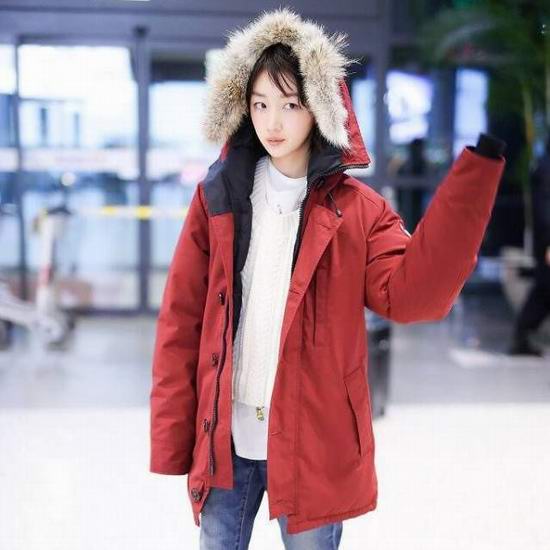  Canada Goose 抗寒神鹅 男女时尚羽绒服全场8.5折！入远征系列、黑标系列羽绒服低至531.25加元！