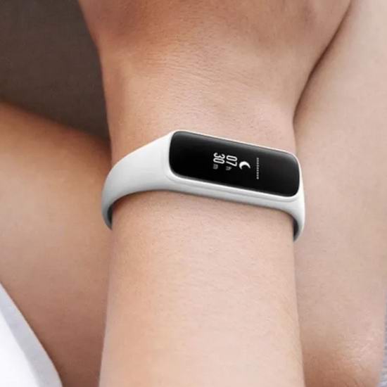  历史新低！Samsung 三星 Galaxy Fit E SM-R37 防水运动智能手环 29.99加元清仓！