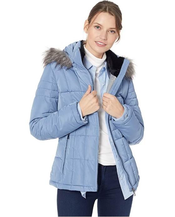  Calvin Klein 可拆卸毛领薄款保暖服 60.76加元（XS码），原价 131.02加元，包邮