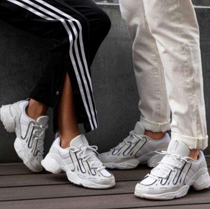  adidas精选运动鞋、运动服3.5折起+额外5折+包邮！入NMD运动鞋、三条杠运动服！