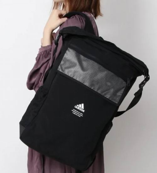  白菜价！adidas精选配饰、鸭舌帽、双肩包5折起+额外5折！午餐包7.5加元、双肩包13.5加元、旅行包15.5加元！