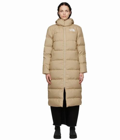  The North Face Beige Triple C 女士长款羽绒服 368加元（S码），原价 490加元，包邮