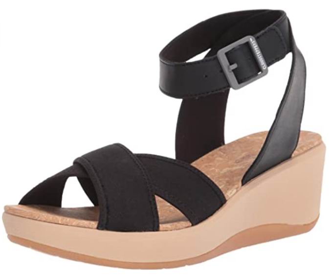  Clarks 女士坡跟凉鞋 32.2加元（8码），原价 121.99加元