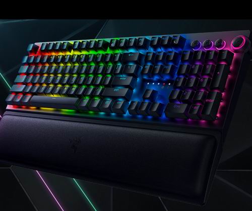  Razer BlackWidow V3 Pro无线游戏键盘 265.8加元（原价 319.99加元），另一款BlackWidow V3有线键盘137.4加元