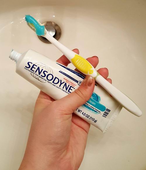  Sensodyne 薄荷味  深层清洁牙膏100毫升 4.25加元