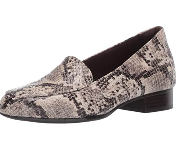  Clarks Juliet女士乐福鞋 41.96加元，原价 120加元，包邮