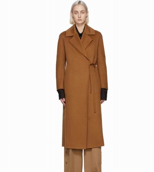  MAX MARA 驼绒束腰大衣 3.4折  1867加元，原价 5490加元，包邮