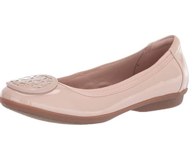  Clarks  Gracelin Lola女士芭蕾舞鞋 35.87加元起（6/7/8.5码），原价 105加元，包邮