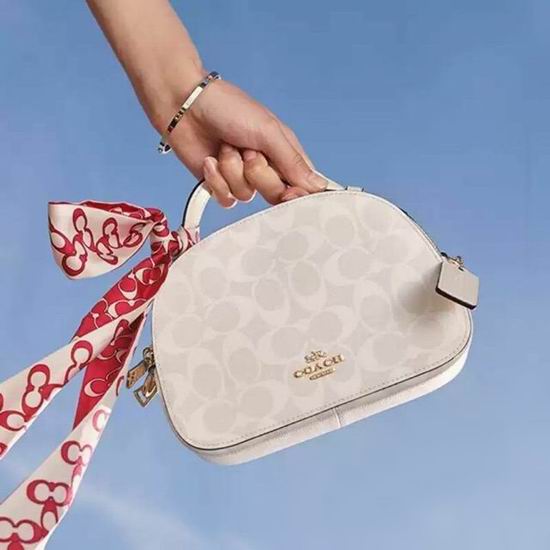  Coach Outlet精选斜挎包7折起+额外8.5折，折后低至75.99美元！