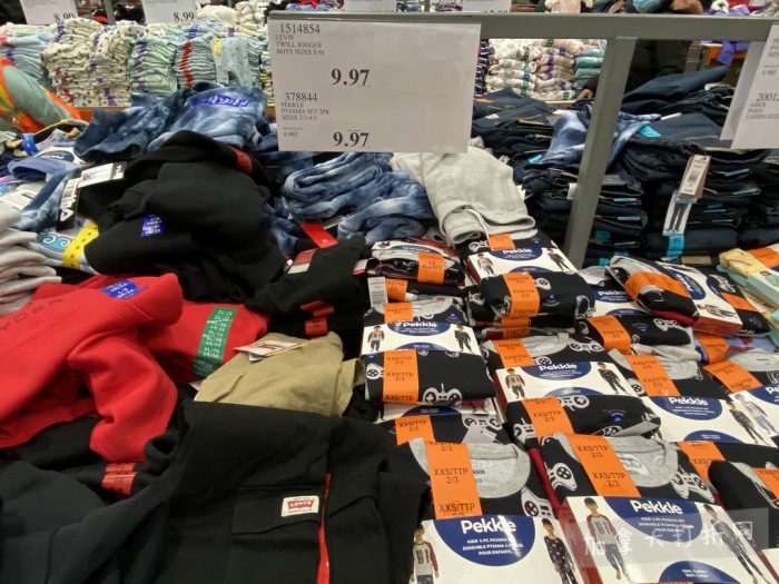 独家！【加西版】Costco店内实拍，有效期至10月24日！Ninja搅拌机.99、Moto手机9.99、Fila卫衣.99、Puma卫衣.99、淋浴头.99、春卷.49、纯椰汁.99！