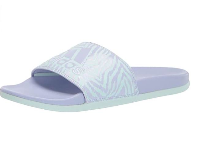  adidas 男女均可 凉拖 30.75加元（原价 52加元）