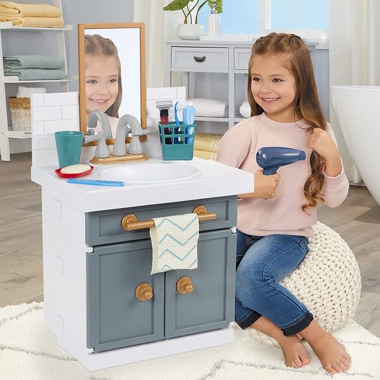  Little Tikes 小泰克 First Bathroom Sink 儿童仿真盥洗台玩具套装7.4折 59.19加元包邮！可洗手、带电吹风！