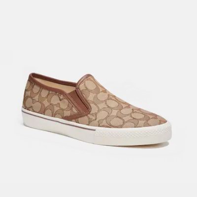 白菜价！Coach Outlet精选男女时尚休闲鞋、运动鞋、凉鞋、长短靴等2.4折起+包邮！凉鞋.5、老花拖鞋、运动鞋.5、粗跟乐福鞋.5、大黄靴2.5！