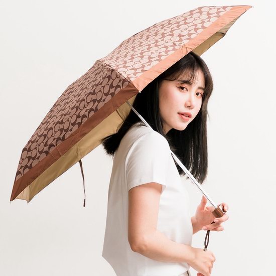  白菜价！Coach Outlet 凸造型必备 晴雨两用 防晒遮阳 经典印花 时尚折叠伞2.9折 29.25加元包邮！5款可选！