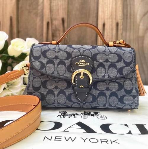  Coach Kleo香布雷腋下包/斜挎包/手拿包 4折 151.2加元起，多款可选！