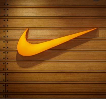  Nike精选时尚运动内衣、运动服饰、运动鞋4折起:网眼短裤 16.8加元、打底裤 30.98加元