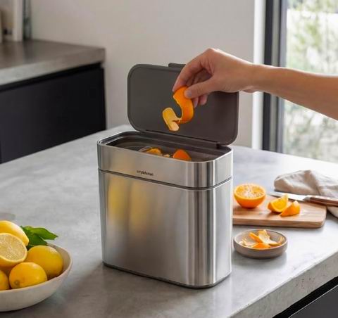  simplehuman 4 升拉丝不锈钢堆肥箱 54.93加元（原价 69.99加元）
