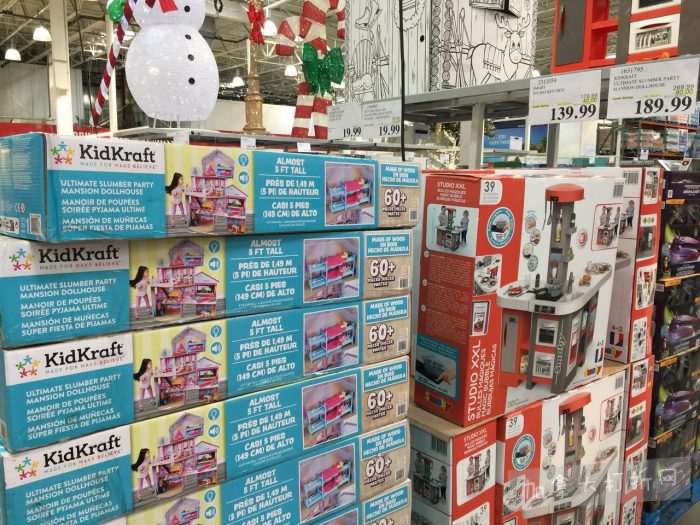 独家！【加东版】Costco店内实拍，有效期至10月16日！荔枝酥.99、儿童退烧药.99、Tommy夹克.99、蔓越莓https://www.canadadz.com/wp-content/uploads/2022/10/2022101118490449-700x525.jpg.97、淋浴头.99、淋浴置物架.99、灭火器.99、冰冻牛角包.99！