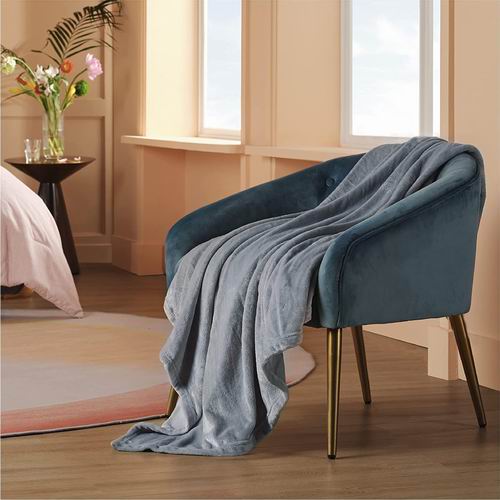  Bedsure 柔软舒适 轻质超细纤维沙发毯 23.99加元（原价 32.99加元）！多色可选！