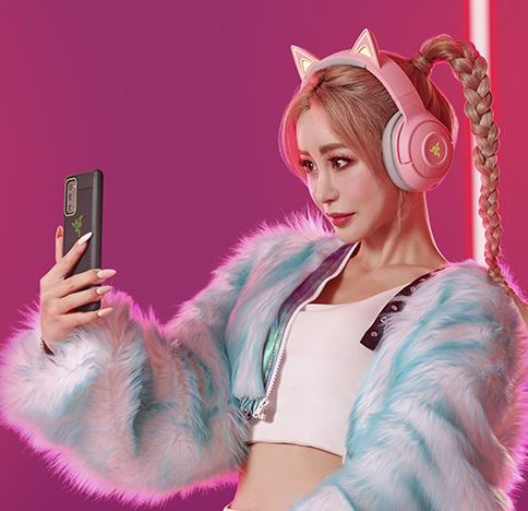  史低价！少女心爆棚！Razer x Hello Kitty无线耳机 +麦克风 149.98加元（原价 209.98加元）